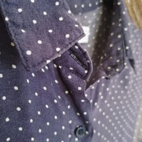 [Pull & Bear] Blue sleeveless button blouse - Picture 3 of 4